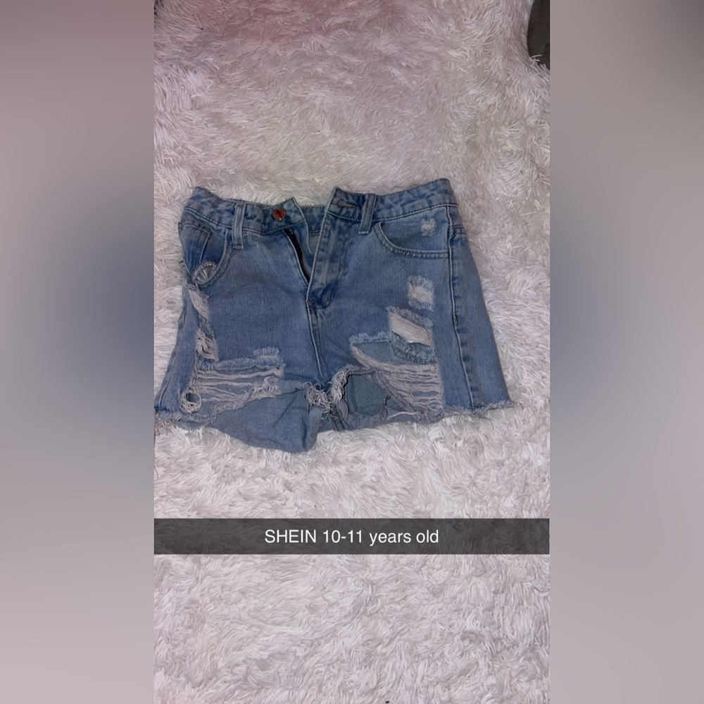 SHEIN shorts 10-11 years old. 8$+shipping.